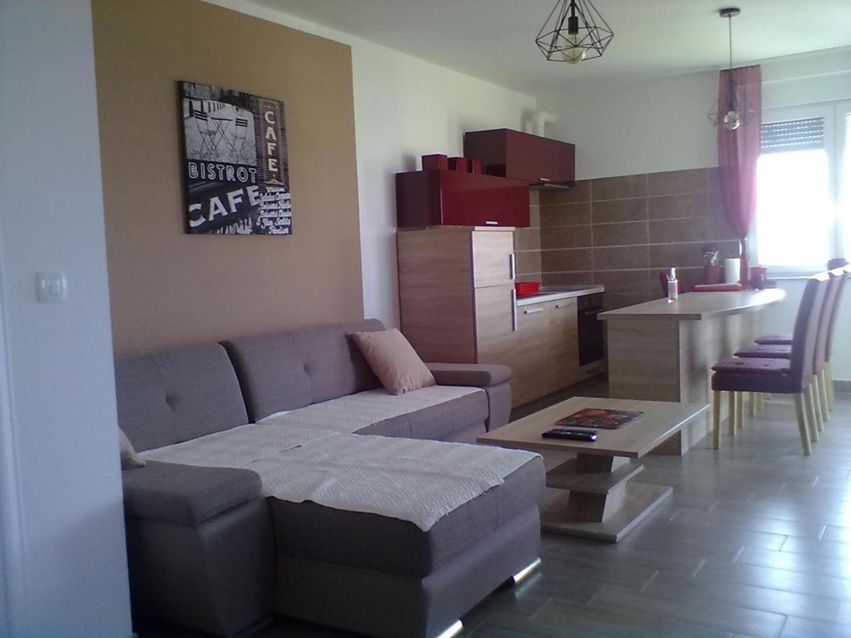 Apartman Mihalj Zadar-Rtina Miletici Екстер'єр фото
